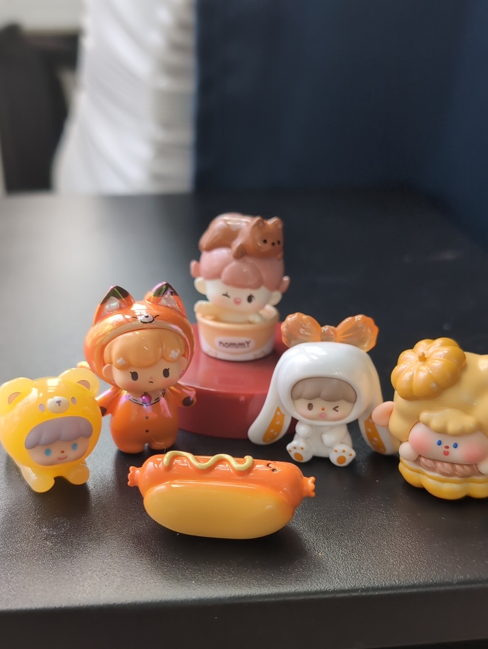 💖Bundle Of (6) Mini Collectible Figures From Various Designer Toy Companies